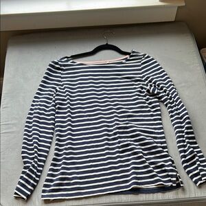 Boden Striped Long Sleeve Tee in Navy and Cream